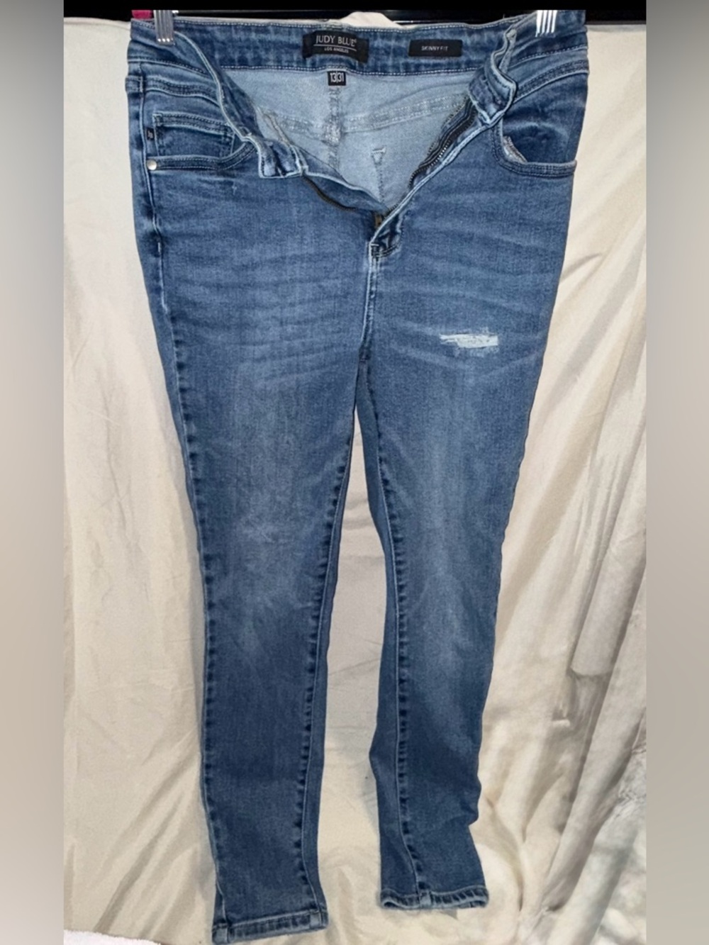 Judy Blue Medium Wash Distressed Skinny Jeans